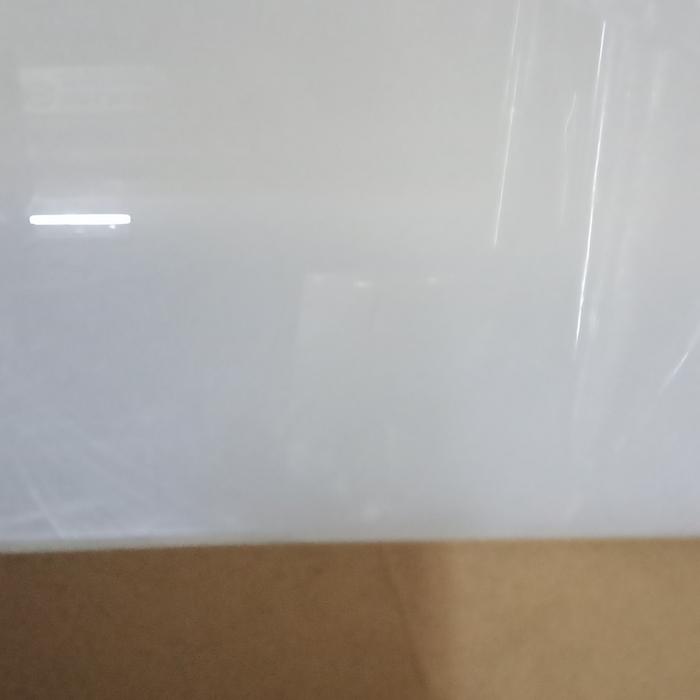acrilic lembaran. warna putih susu tbl 5mmx122cmx244cm