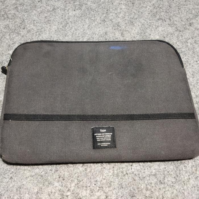 Tas typo laptop sleeve