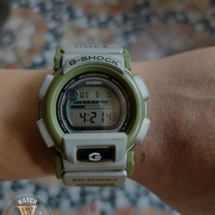 xSoldx Gshock DW-003CB-3B x Gio Estevez
