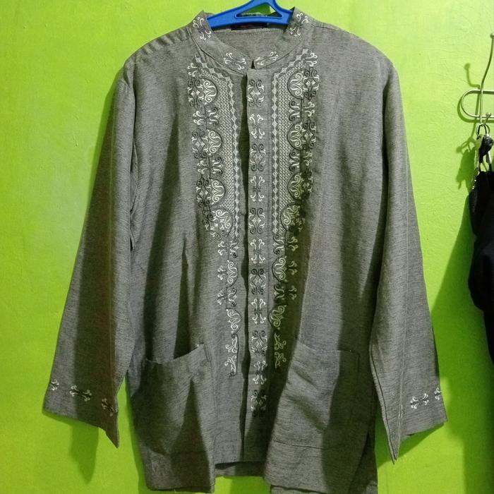 KEMEJA KOKO PRIA BALI LESTARI ORIGINAL LENGAN PANJANG MOTIF BORDIR GREY ABU KATUN SILK SALE PROMO MU