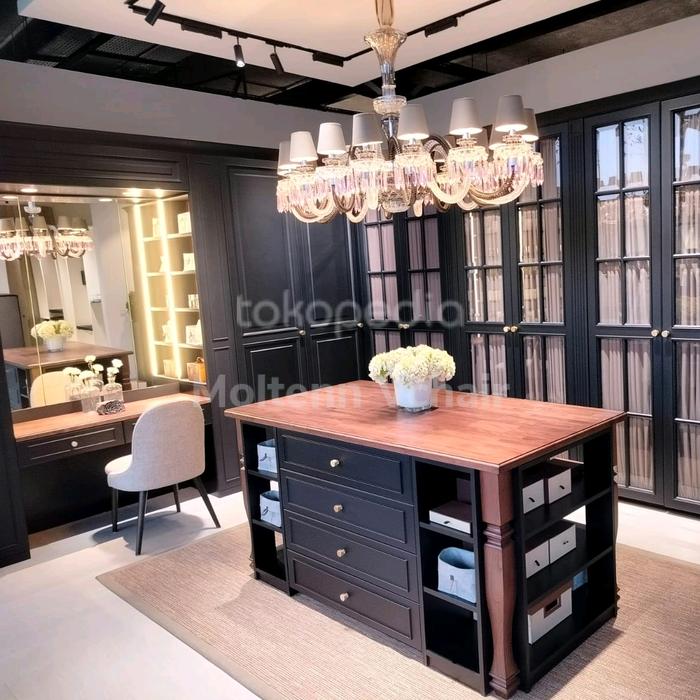Custom walk in closet heels luxury