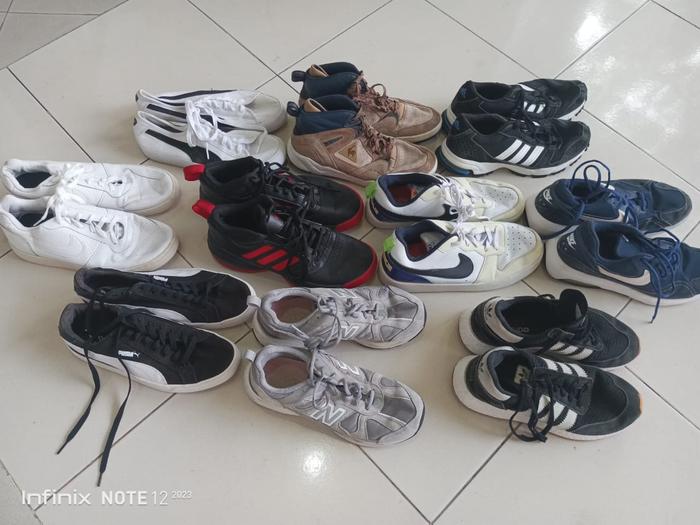 Sepatu Second Import 10 pasang, Casual, Branded, material bagus (Tidak bilang Original )