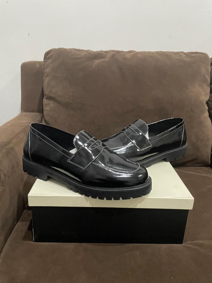 Jovem Studio Dorja Blacked Loafers Size 45 bukan Docmart Zara Sepatu Formal