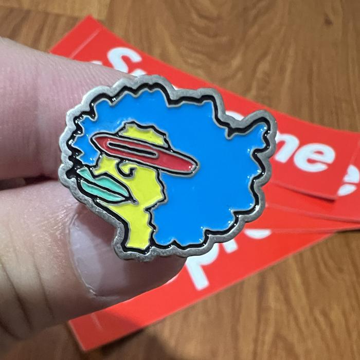 Supreme Pins (Hat, Cap, Bookbag’s pin) 100% Authentic RARE!!