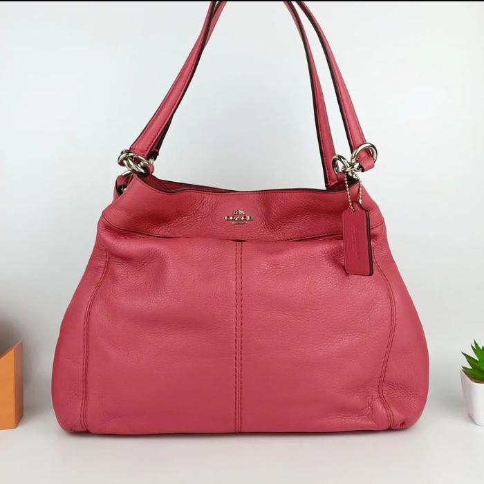 Lexy Shoulder Bag * Strawberry