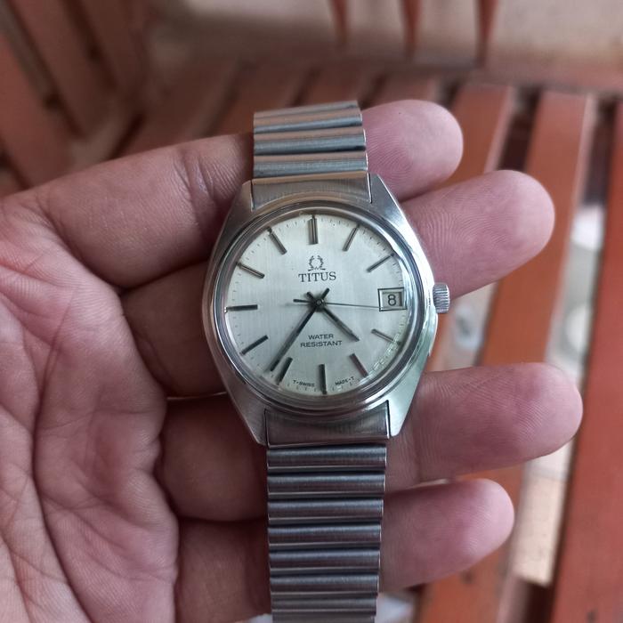Titus manual winding original vintage