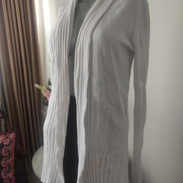 Preloved Cardigan White Logo