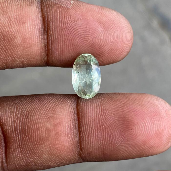 Natural Aquamarine Beryl Batu Aquamarine beryl Batu Aquamarine
