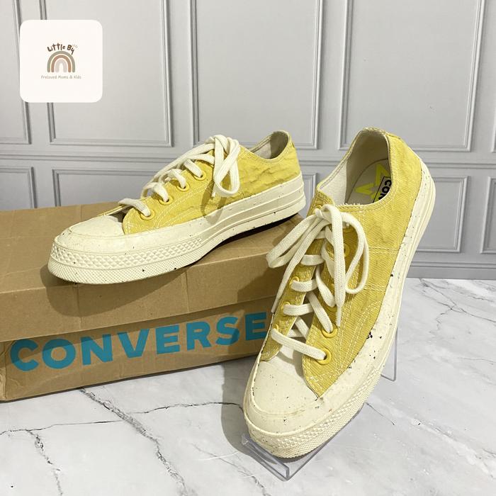 Sepatu sneakers CONVERSE original store Sport Station Preloved