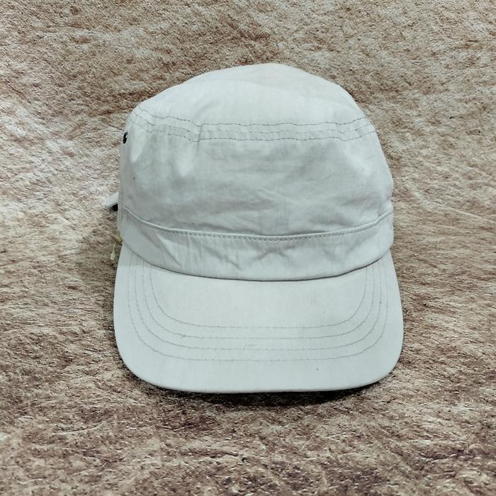 Topi komando pria JMB JEAN MICHEL BASQUIAT topi polos cream pria