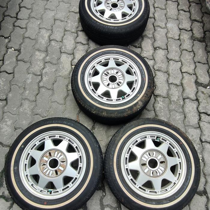 velg racing jadul eks Toyota Kijang