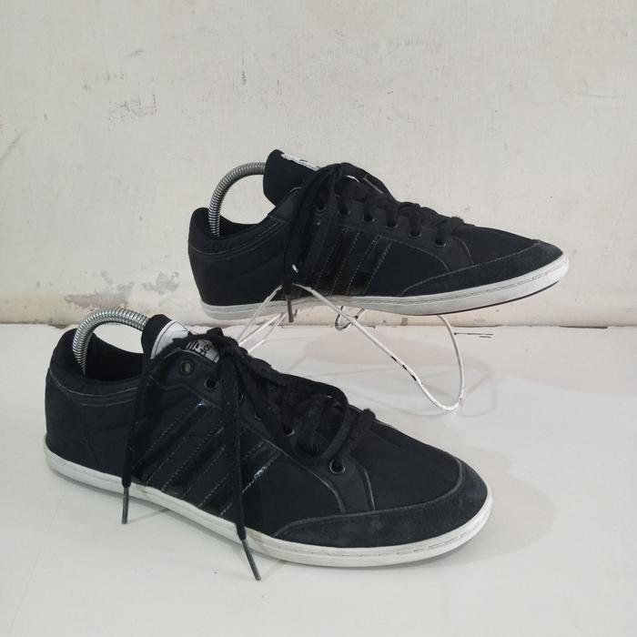 Sepatu second Adidas Pria dan Wanita/sepatu mantan/sepatu thrift