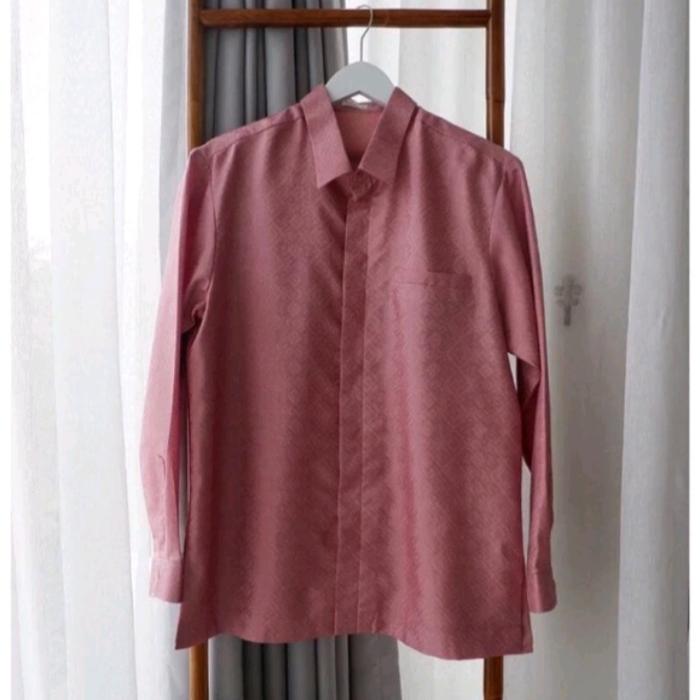 ONGKOS JAHIT KEMEJA LENGAN PANJANG DAN PENDEK KEMEJA FURING By BATIK FARIZA