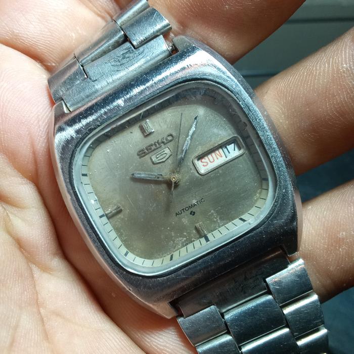 bahan jam tangan seiko automatis