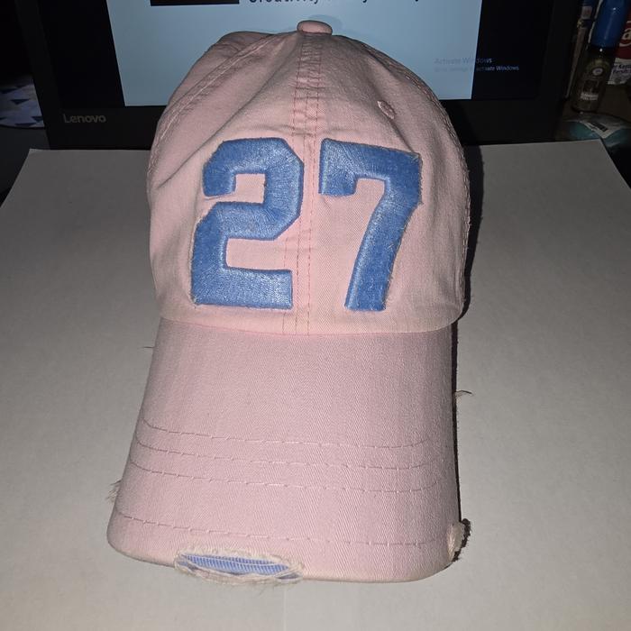 topi ripped sof pink blue Second