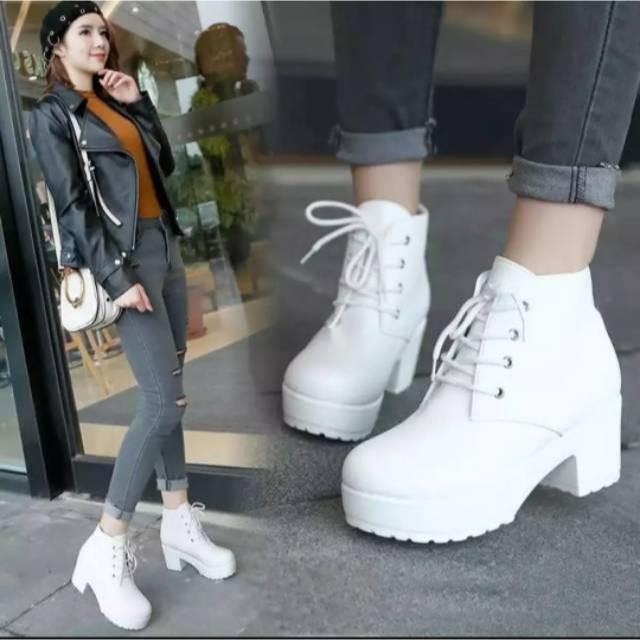 MIVELSHOES SEPATU SNEAKERS BOOTS HEELS WANITA PUTIH HITAM HAK 5cm LA02 FASHION KOREA PESTA FORMAL KO