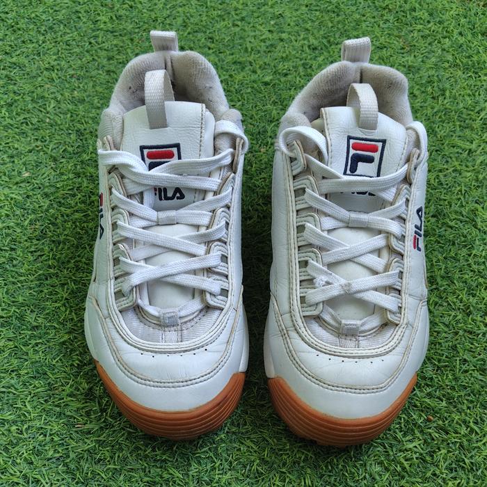 Sepatu Fila Putih
