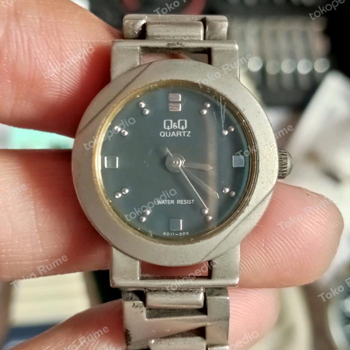 jam tangan qnq wanita original bekas