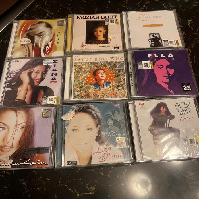 CD Awie Fauziah Latiff Ziana Zain Ella Ning Bizurah Liza Hanim