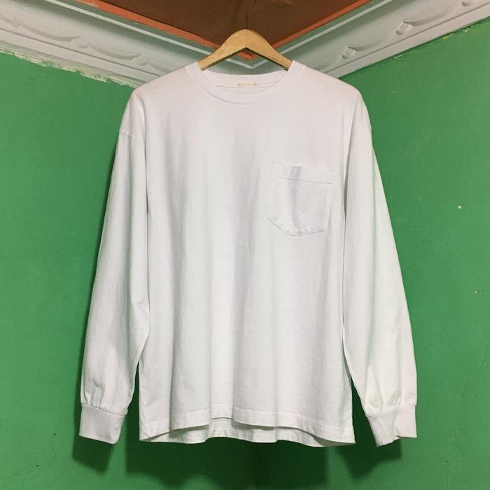 Global Uniqlo Pocket Longsleeve