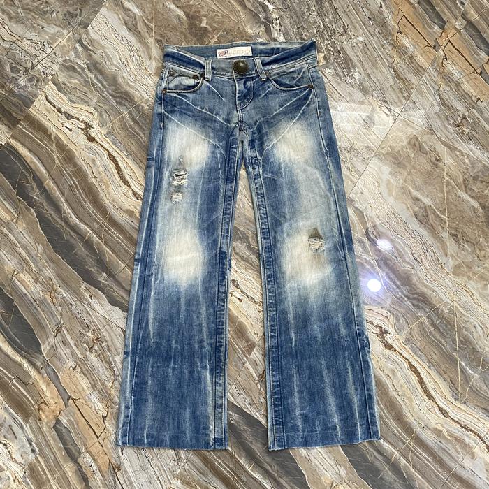 Red pepper blue jeans second
