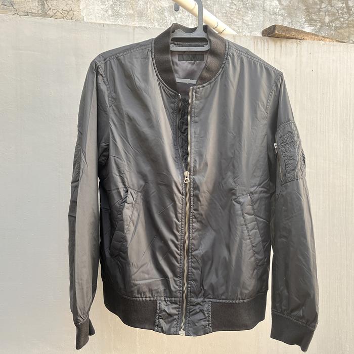 Bomber Uniqlo Black Label original not alpha industries