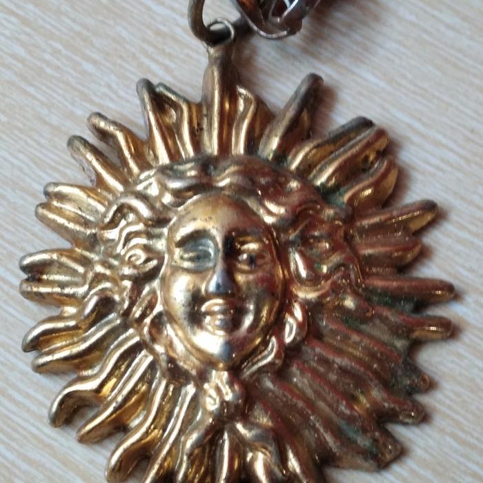 Kalung, necklace Medusa, versace..