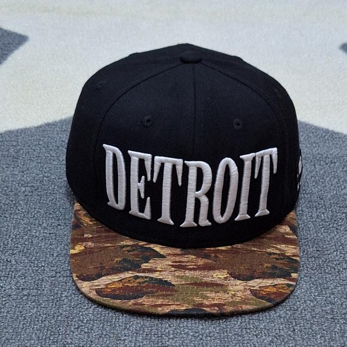 topi mlb detroit camo unik second original bekas preloved branded casual simple keren murah no new e