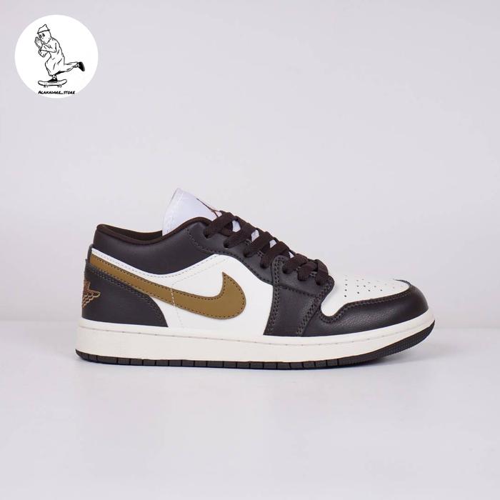 Nike airjordan mocha swosh