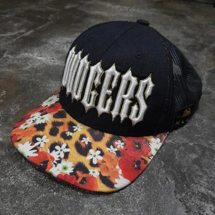 MLB DODGERS FLORAL TRUCKER HAT