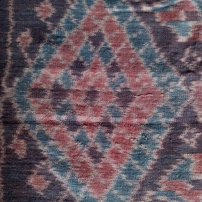 Kain Tenun Ikat Adat Pinangan Suku Lamaholot Kepulauan Lembata, NTT. ±70-80 Tahun.