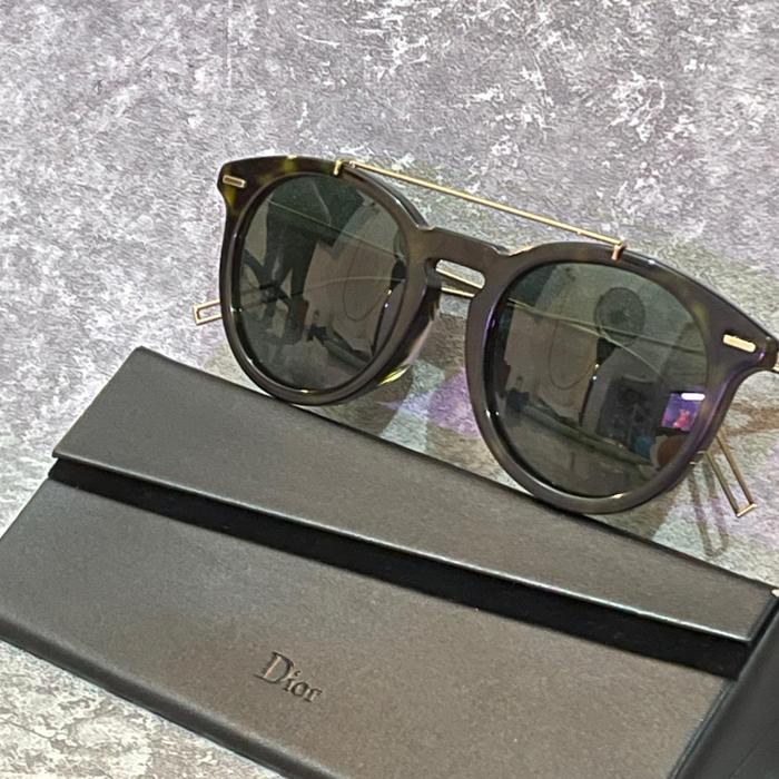 Kaca Mata Sunglass DI OR CHRISTIAN DI OR Original Baru Bukan Pre Love  SCB  MASTERF 2IKQT