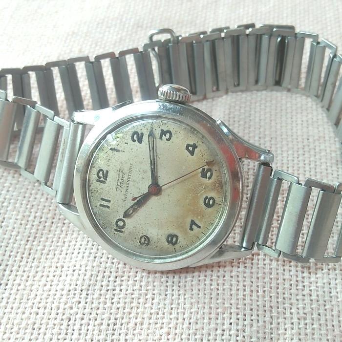 Tissot Vintage Military Watch Tissot Jam Tangan Antik tahun 40-50an
