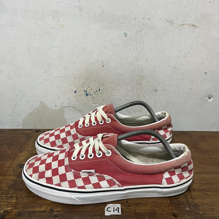 Sepatu second ori vans era checkerboard size 43