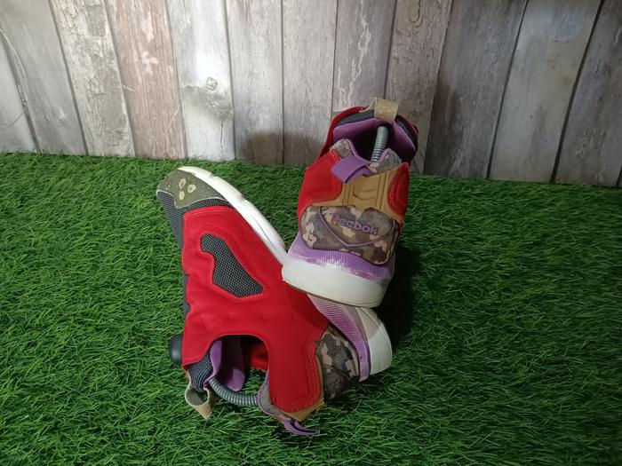 SEPATU BEKAS REEBOK MERAH PUTIH 41