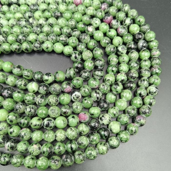 Manik Batu Alam Ruby Hijau / Ruby Asli