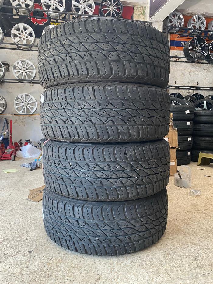 Ban Mobil Bekas Ring 20 ACCELERA OMIKRON AT 285 50 R20