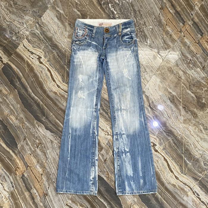 blue jeans red pepper second