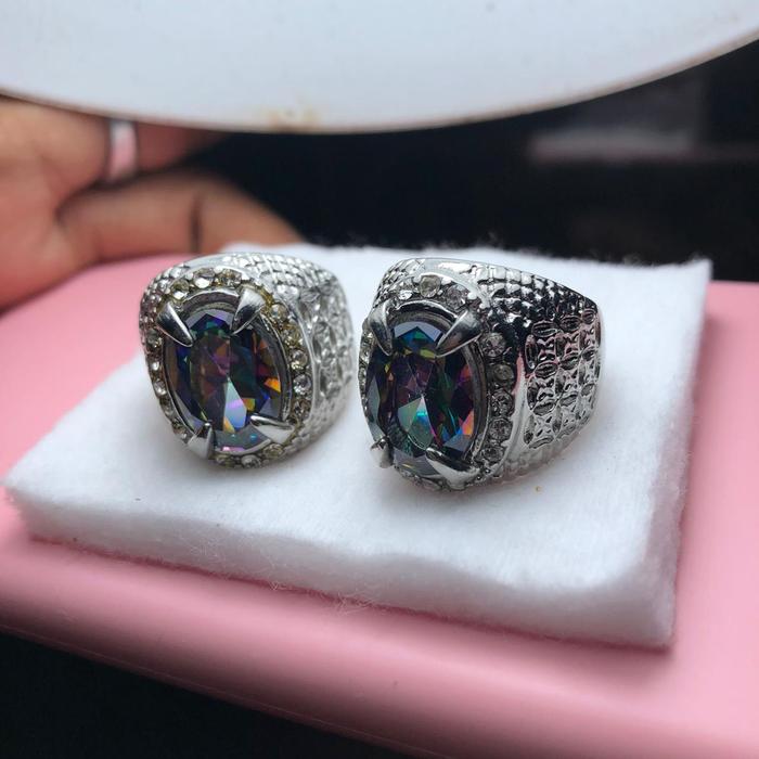 Cincin Batu Intan Hitam Pelangi langka asli Kalimantan