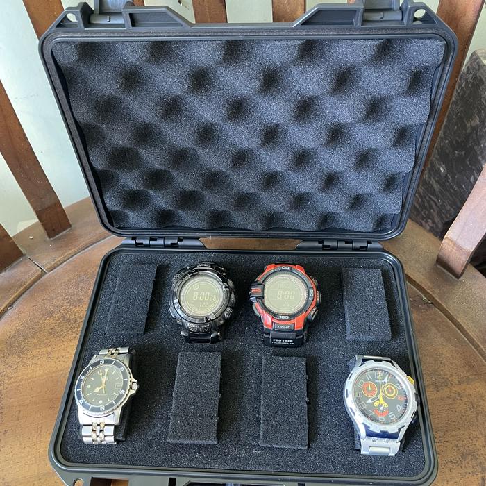 Box jam tangan anti getaran