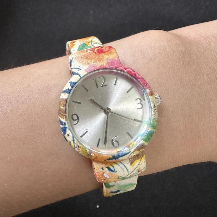 Unsigned Enamel Bangle Watch