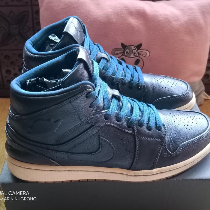 air Jordan AJ1 anti gravity racer blue