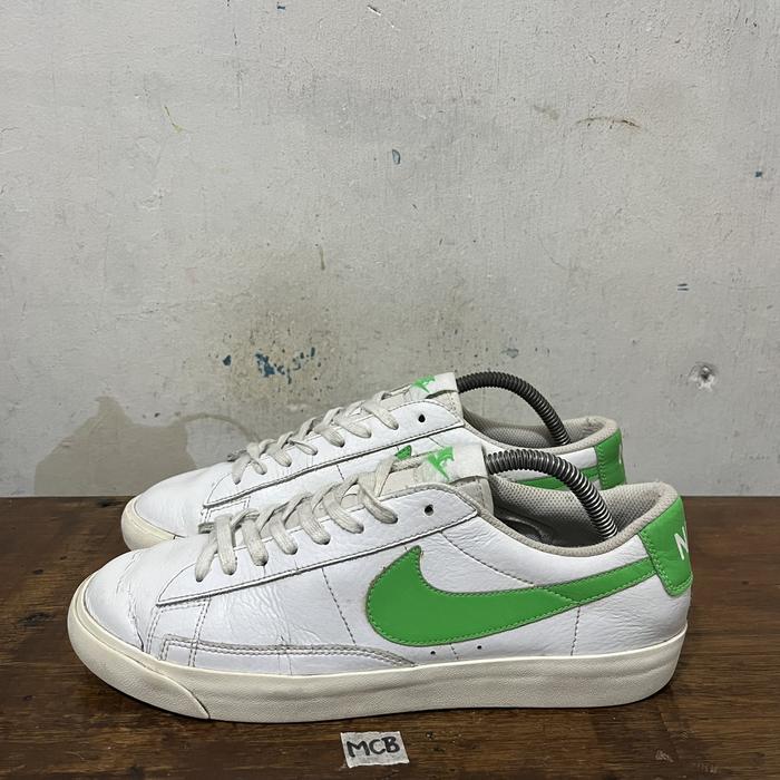 Sepatu second ori nike blazer low 77 pine green size 42
