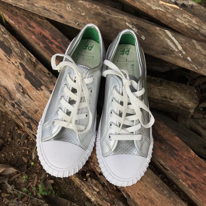 Pf flyers center lo silver metallic wmns casual original