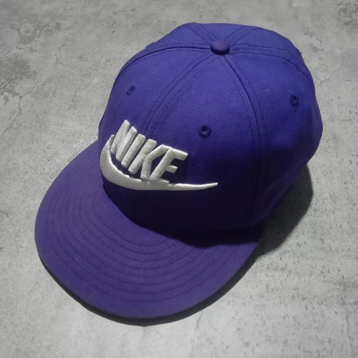 topi snapback nike big logo bekas