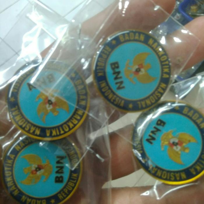 pin logo BNN fiber bulat magnet