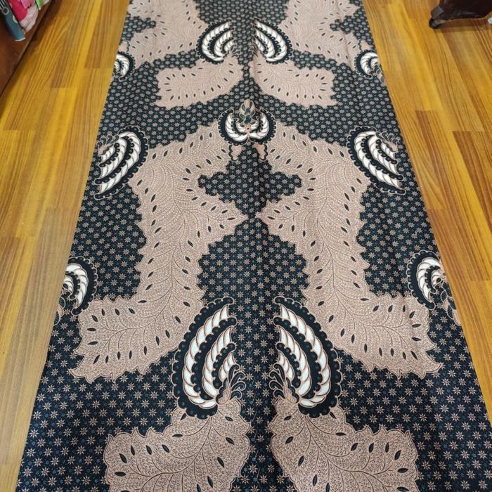 kain batik jarik motif truntum garuda hitam putih jogja solo katun halus