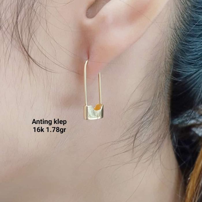 Anting emas 70 peniti klep
