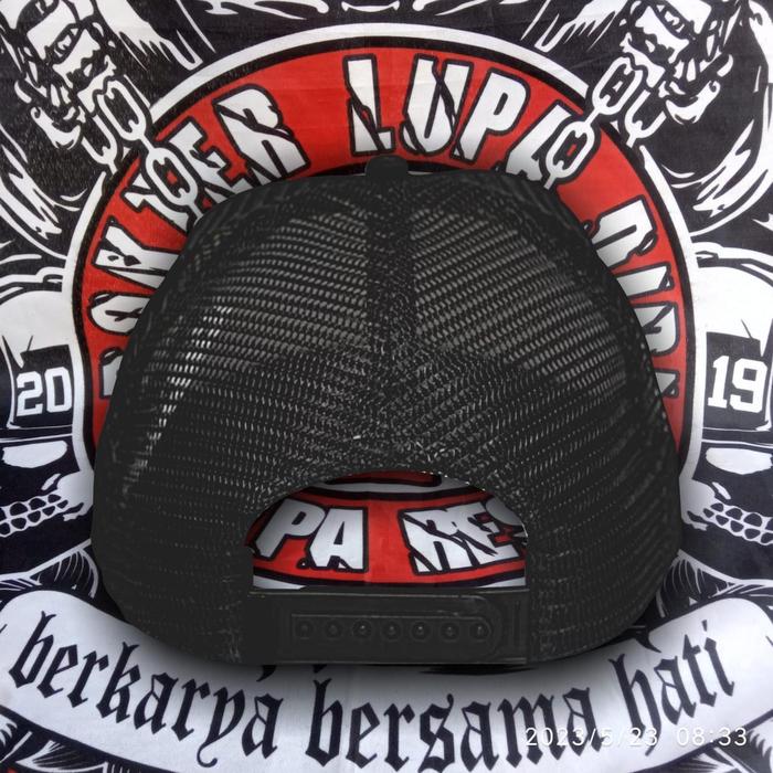 Terjangkau TOPI TRUCKER SLANK.TOPI TRUCKER BERLOGO SLANK.TOPI SLANK PEACE ✓