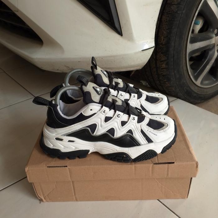 sepatu second branded le coq sportif size 40 original preloved
